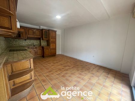 Maison rue Louis Mallet avec jardin et parking - Photo 5