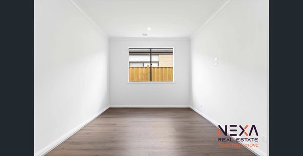 $530 per week- $2303 monthly-$2303 Bond - Photo 1