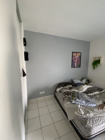 Location Appartement 2 pièces 60m² ST ANDRE DE CUBZAC 33240 - Photo 2