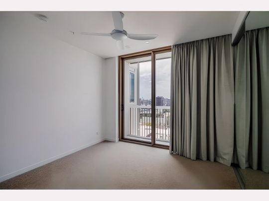 2 bed 2 bath-1003 - Photo 1