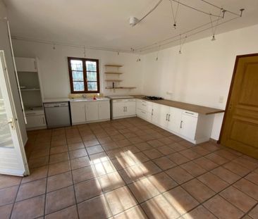 Montélimar - Maison à louer - 5 pièces - 121 m² - 1 110 € - Photo 3