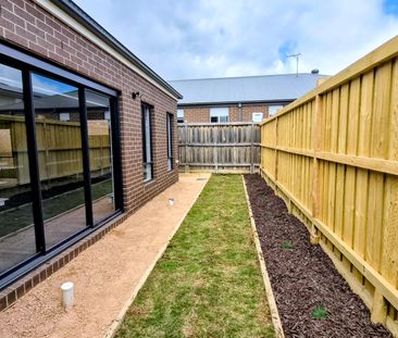 Wyndham Vale - Photo 3