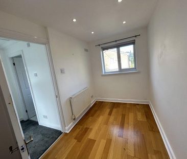 2 bedroom semi-detached house to rent - Photo 2