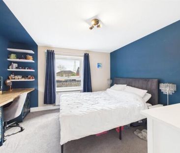 2 bedroom semi-detached bungalow to rent - Photo 4