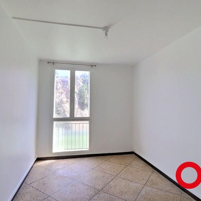 Appartement 4 pièces 62m2 MARSEILLE 7EME 1 375 euros - Photo 1