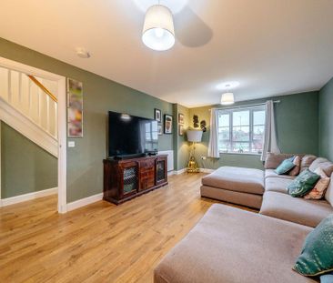 4 bedroom detached house to rent - Photo 1