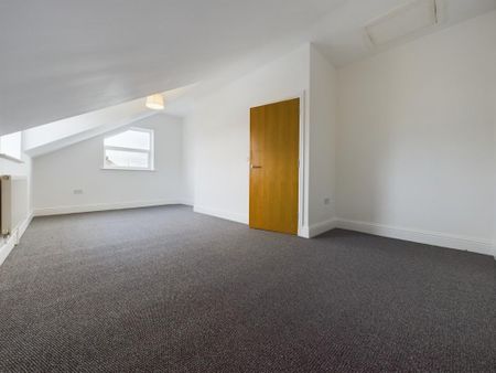 2 bedroom maisonette to rent - Photo 3