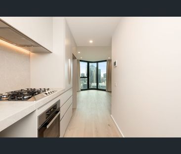 5204/371 Little Lonsdale Street, Melbourne, Vic 3000 - Photo 2