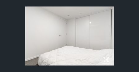 Modern 1-Bedroom Apartment in a Prahran! - Photo 5