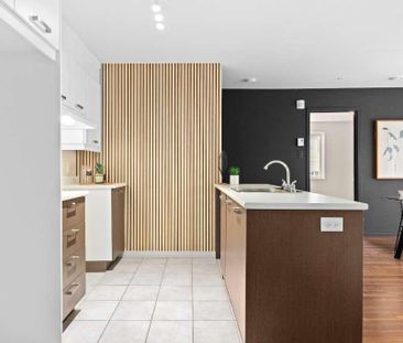 2 chambres à coucher 1 salle de bain Appartement - Photo 2