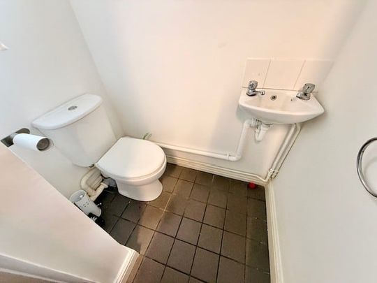 Regent Street, Kettering - Photo 1