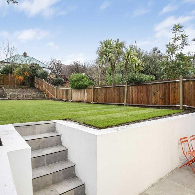 4 bedroom semi-detached house to rent - Photo 1