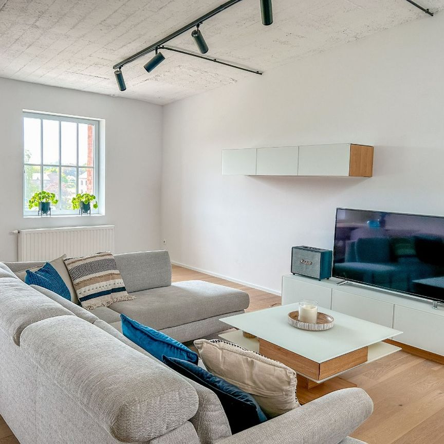 Gemeubeld 2-slpk. appartement met ruim terras in Tongeren - Photo 1