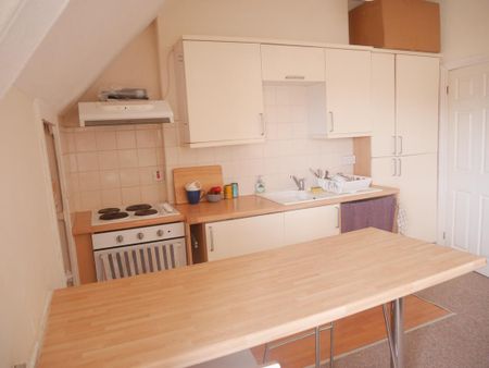 1 bedroom flat to rent - Photo 5