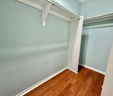 For Lease - 70 TRUMP Avenue, Carlington - Central Park, Ontario - Photo 1