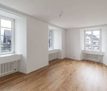 Grosszüge Familienwohnung mit eigenem Garten - mit SPECIAL ! - Foto 1