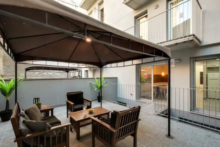 Carrer del Callao, Barcelona, Catalonia 08014 - Photo 5