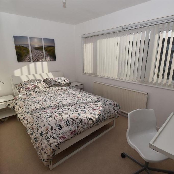 House share to rent - Photo 1
