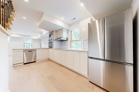 For Lease - 33 Centre Street Unit# Unit A, Vaughan, Ontario - Photo 4