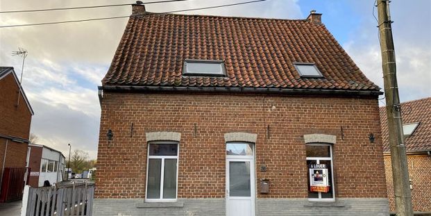 Eengezinswoning te huur in Vezon voor € 675 met 2 slaapkamers - Photo 1