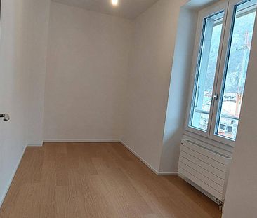 A Louer Appartement 2.5 pièces à ROCHE - Foto 4