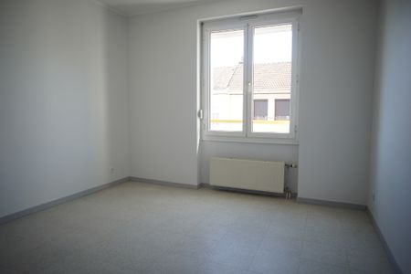 Location Appartement 3 pièces 65m² - Photo 2