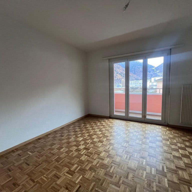 4.5 Zimmer, 84 m², 2. Stock - Foto 1