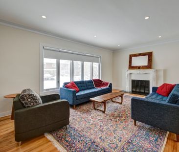 Maison à étages à louer - Mont-Royal - Photo 2