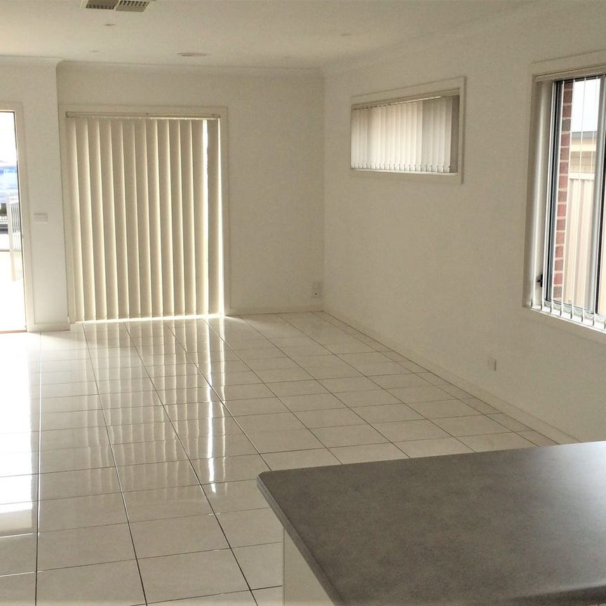 Thurgoona 3 Bedrooms and 2 bathrooms - Photo 1