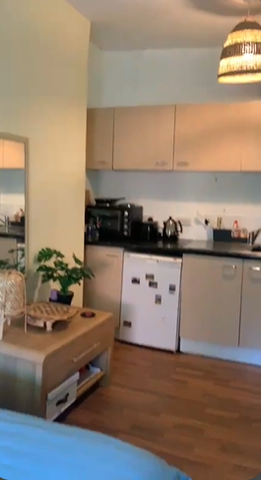 Studio to rent - Photo 3