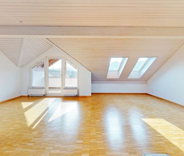 Heimelige Dachwohnung mit Cheminée - Foto 1