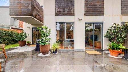 3/610 Malvern Rd, Prahran - Photo 2