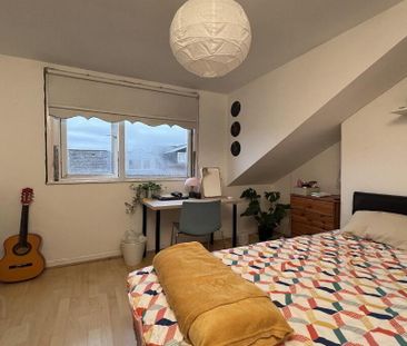 110 Dunluce Avenue, Belfast, BT9 7AZ - Photo 6