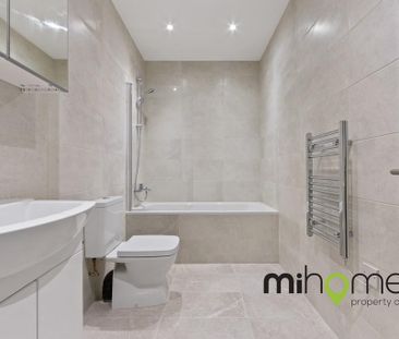 2 bedroom apartment to rent - Photo 2