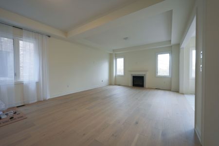 For Lease - 72 Boccella Crescent, Richmond Hill, Ontario - Photo 4