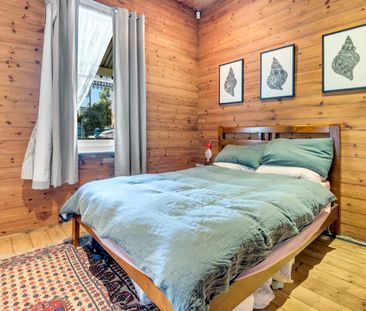 25 Little Gold Street, Brunswick VIC 3056 - House For Rent | Domain - Photo 2