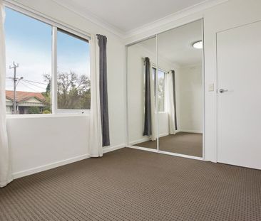 4/30 Shaftsbury Street, Coburg VIC 3058 - Photo 1