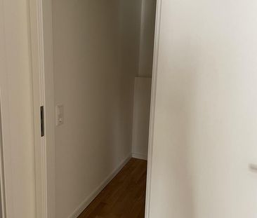 Erstbezug: 2-Zi-Wohnung mit hochwertiger Ausstattung für Singles & ... - Photo 6
