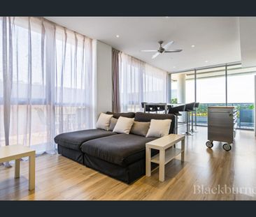 FULLY FURNISHED & EQUIPPED WITH SECURE CAR BAY - Photo 3