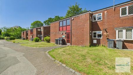 1 bedroom ground floor flat to rent - Photo 2