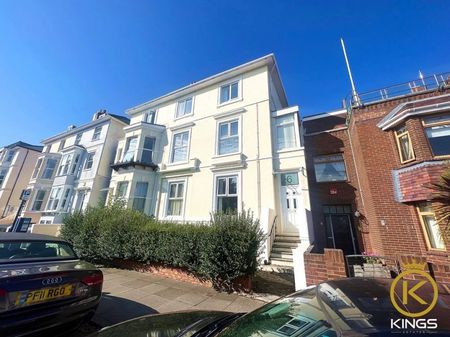 Clarence Parade, Southsea - Photo 2
