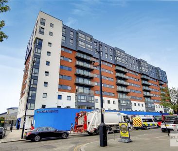 The Green, UB2, Southall - Photo 6