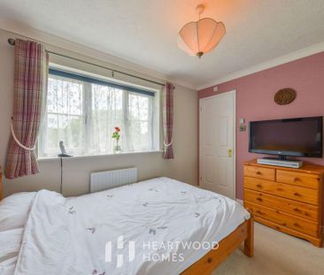 3 bedroom semi-detached house to rent - Photo 3