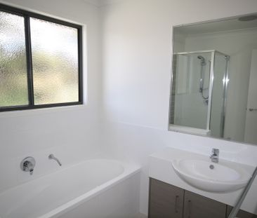 2/34 Blaxland Court - Photo 6