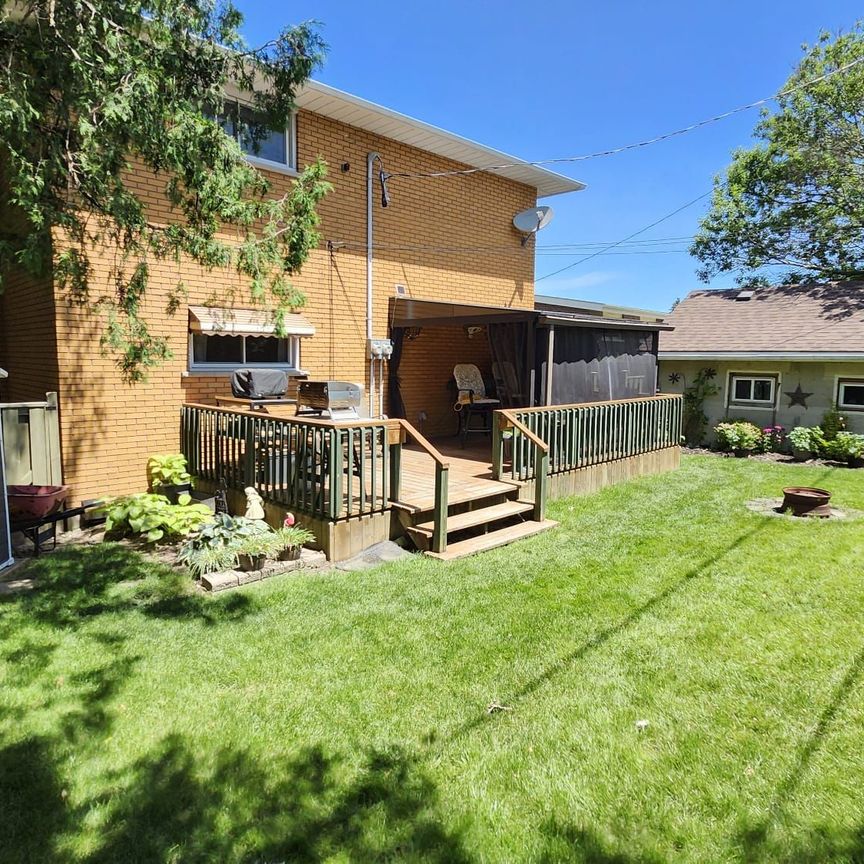 For Lease - 1023 Eagle Drive Unit# Main Unit, London South, Ontario - Photo 1