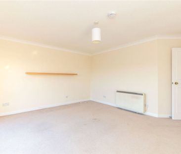 Flat 6, 9 Connaught Place - Photo 1