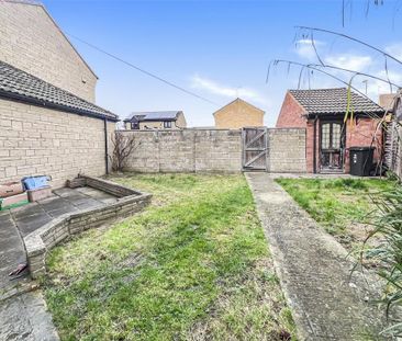 3 bedroom semi-detached house to rent - Photo 5