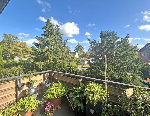 Großzügige 3-Zimmer-Wohnung mit Südbalkon auf der Jägerallee - Photo 1