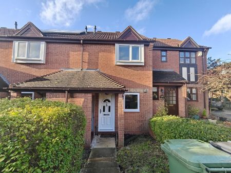 2 bedroom terraced house to rent - Photo 3