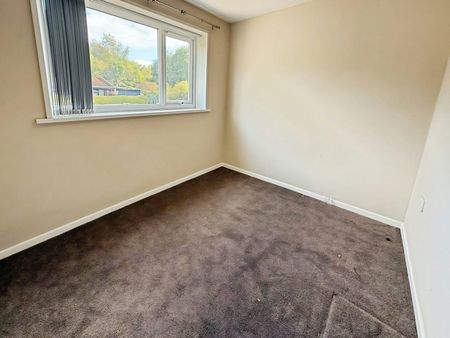 Fenns Crescent, St Georges, Telford, TF2 - Photo 2